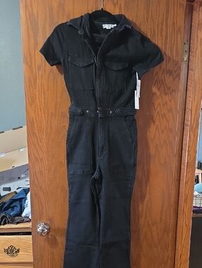 Good American Black Short-Sleeve Denim Overalls